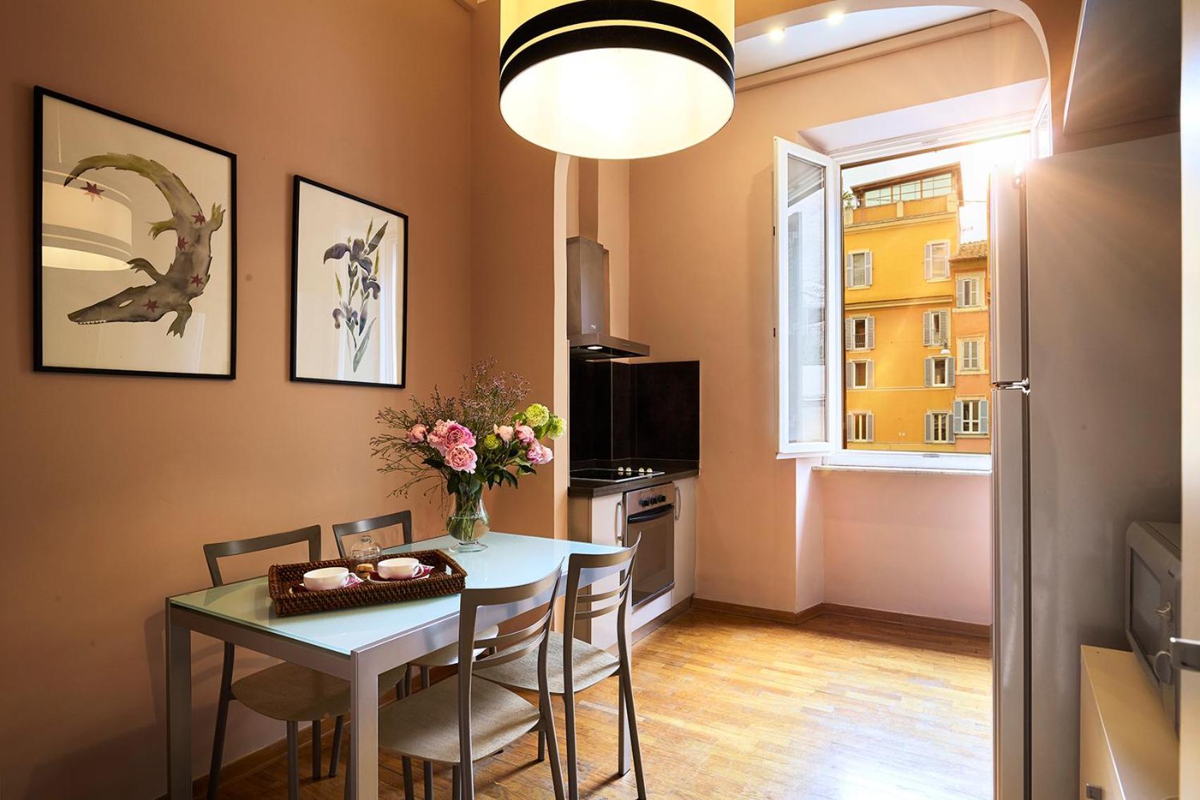 Trianon Borgo Pio 4*