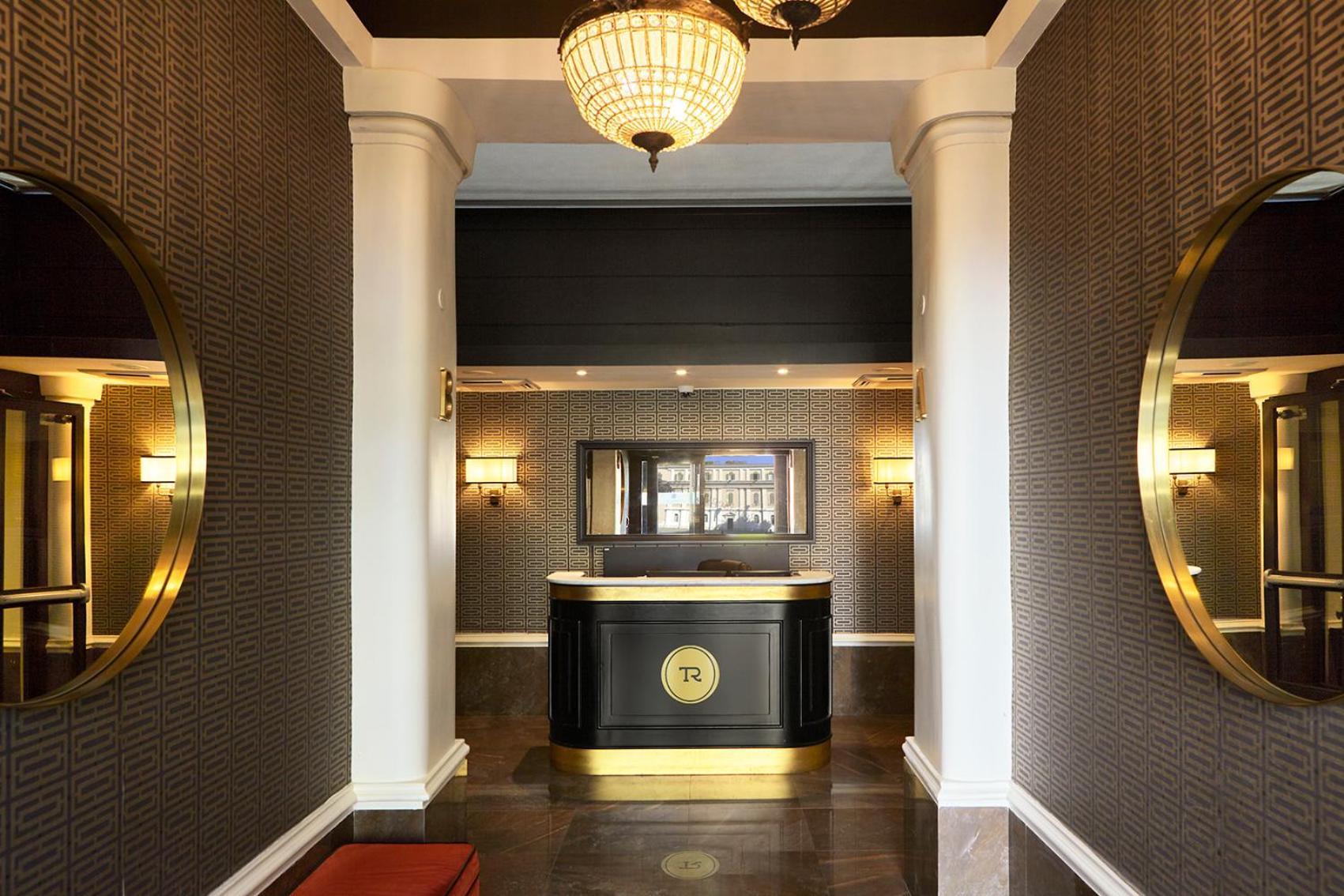 Hotel Trianon Borgo Pio 4*