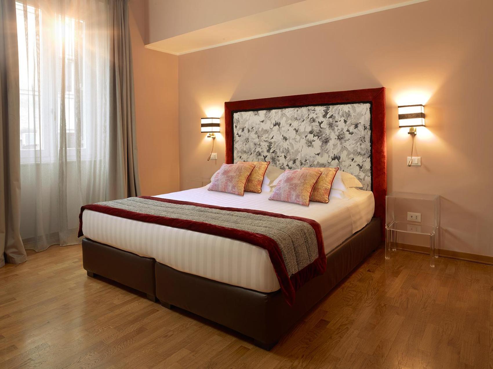 Trianon Borgo Pio 4* Roma