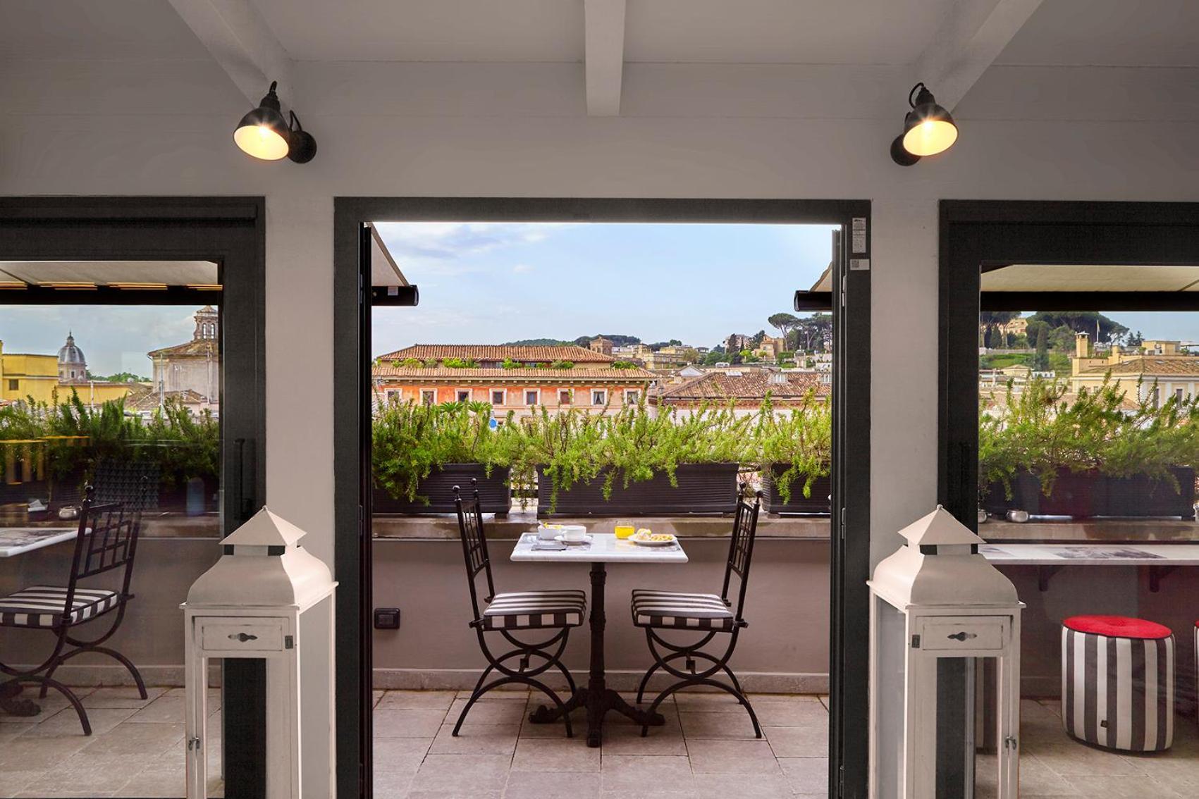 Trianon Borgo Pio Hotel