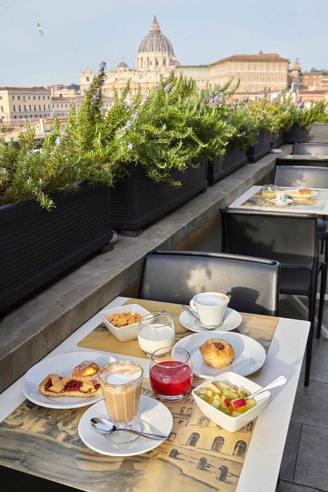 Trianon Borgo Pio 4* Roma